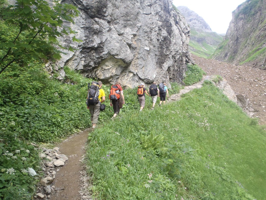 Oberstdorf 2012: schön hintereinander hinauf zur Kemptner Hütte orf 2012: schön hintereinander hinauf zur Kemptner Hütte