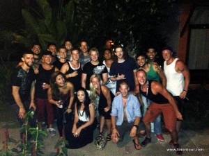 Auf geht es mit der Tiger-Familie zu einem tollen Party-Abend in Patong